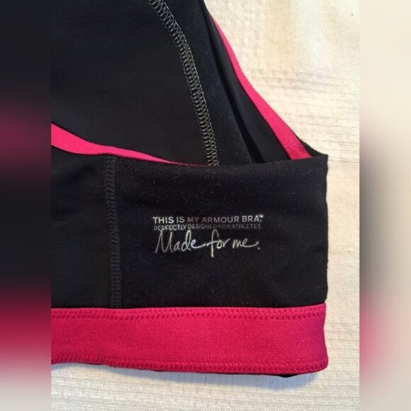 Under Armour women's size 36C black with pink sports bra EUC - Picture 4 of 7